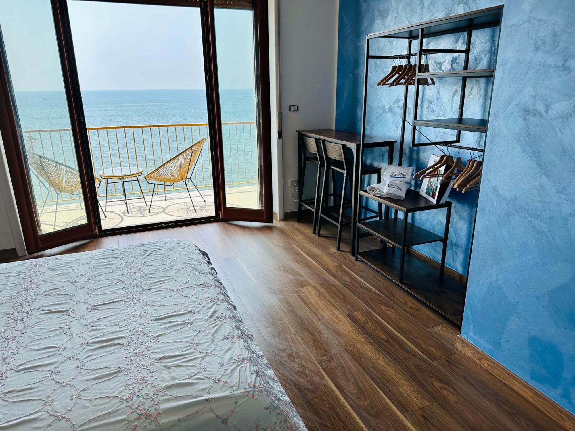 Blumare Arthouse Hotel Salerno Exterior foto