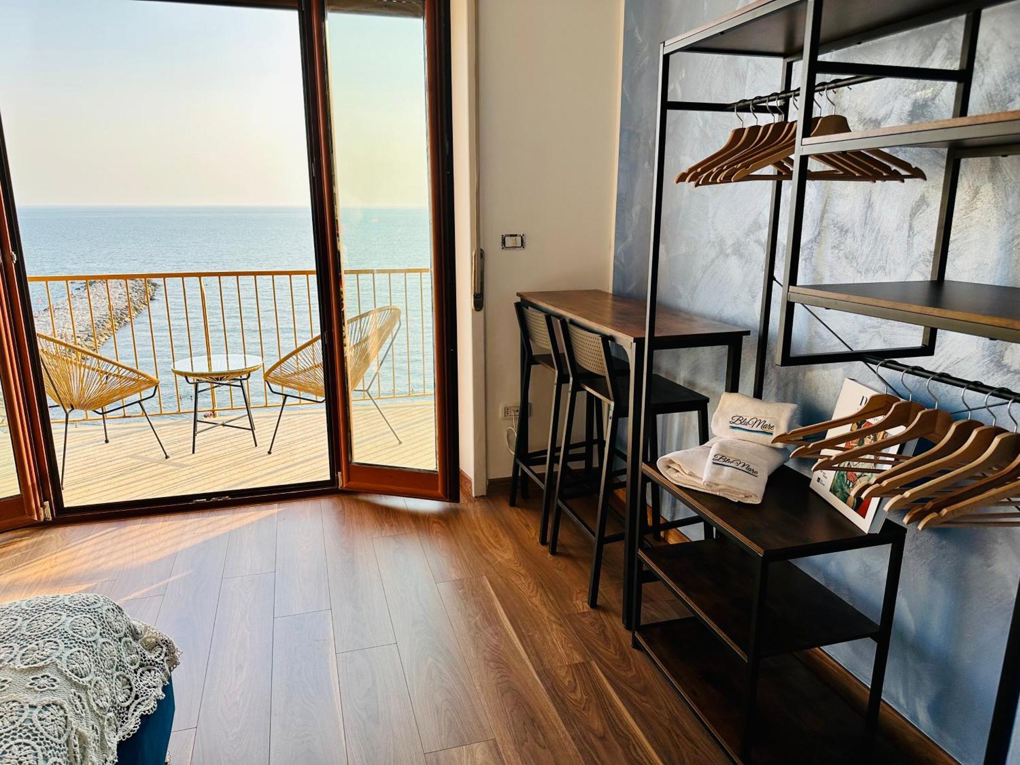 Blumare Arthouse Hotel Salerno Exterior foto