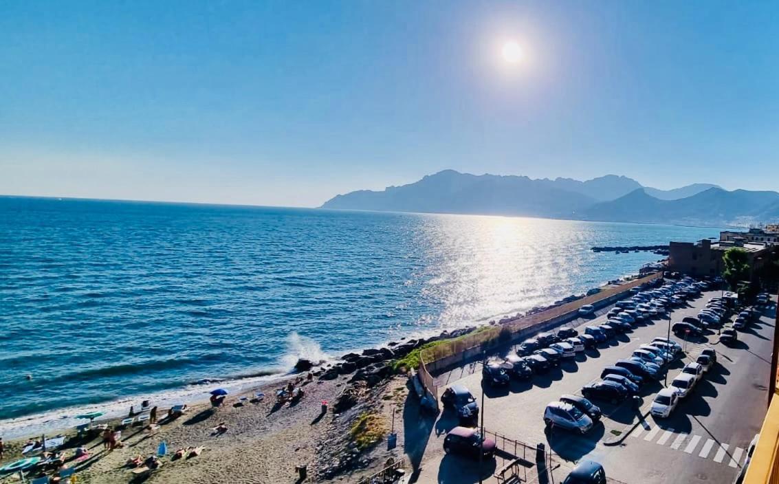 Blumare Arthouse Hotel Salerno Exterior foto
